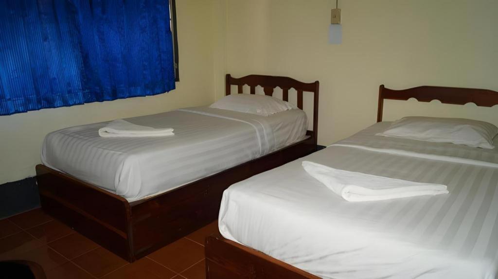 Lankham Hotel Paksze Kültér fotó