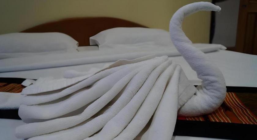 Lankham Hotel Paksze Kültér fotó