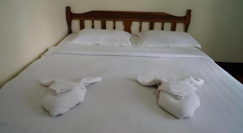 Lankham Hotel Paksze Kültér fotó